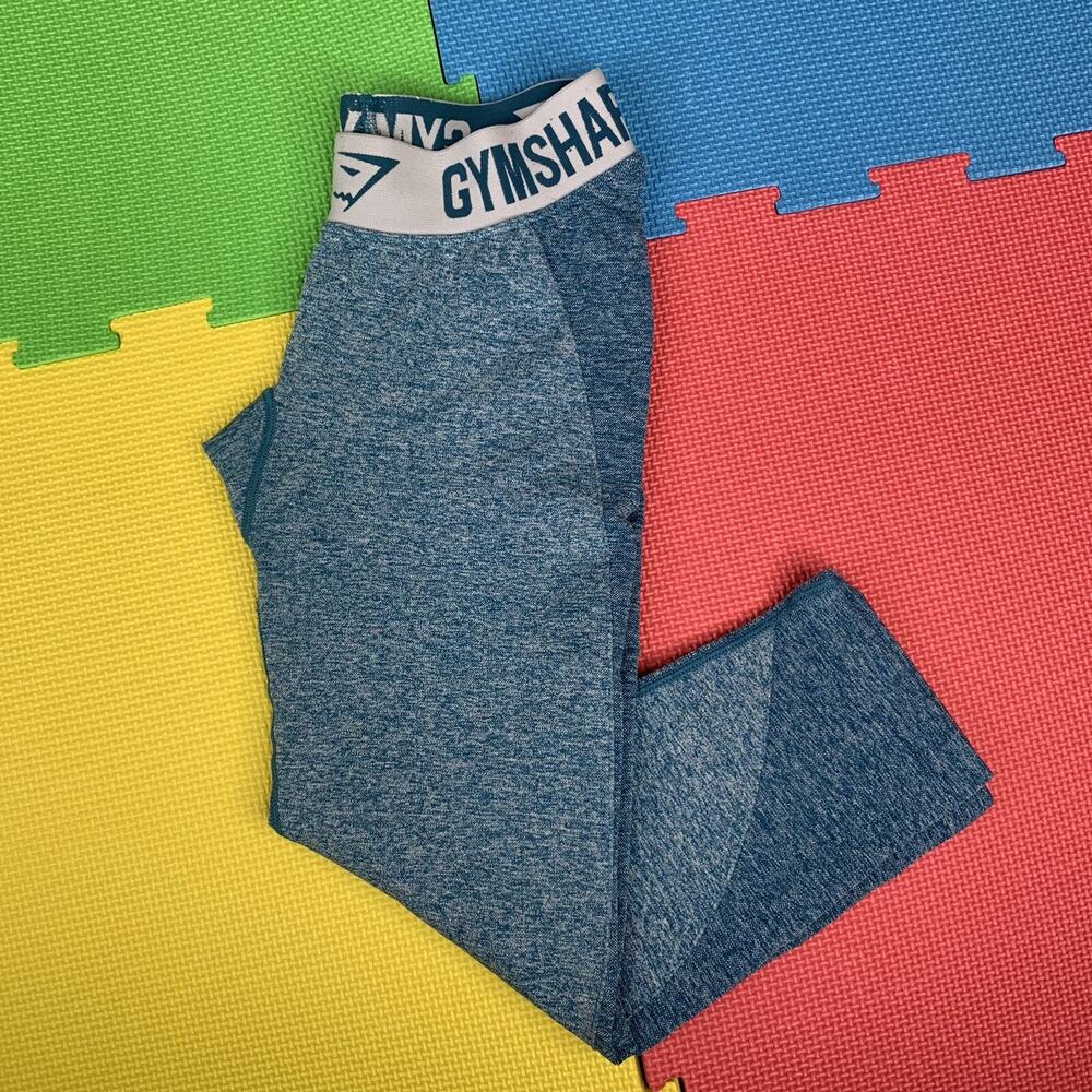 Gymshark Size XS Blue Seamless Flex Mid High Rise Contour Leggings Cropped